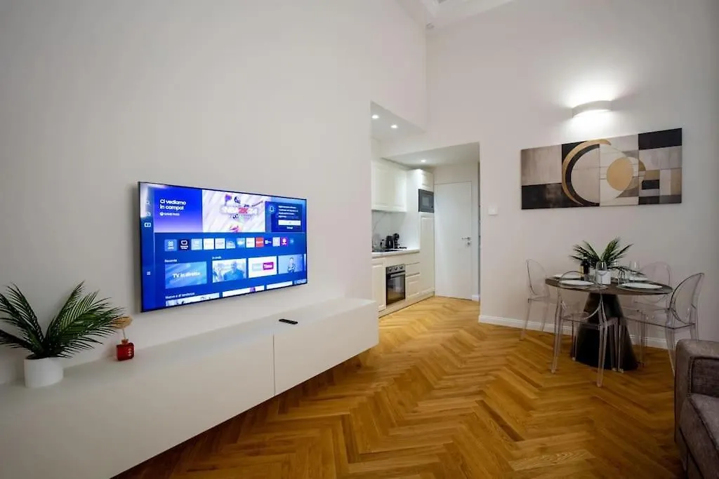 Margherita Florence Apartament 0*,